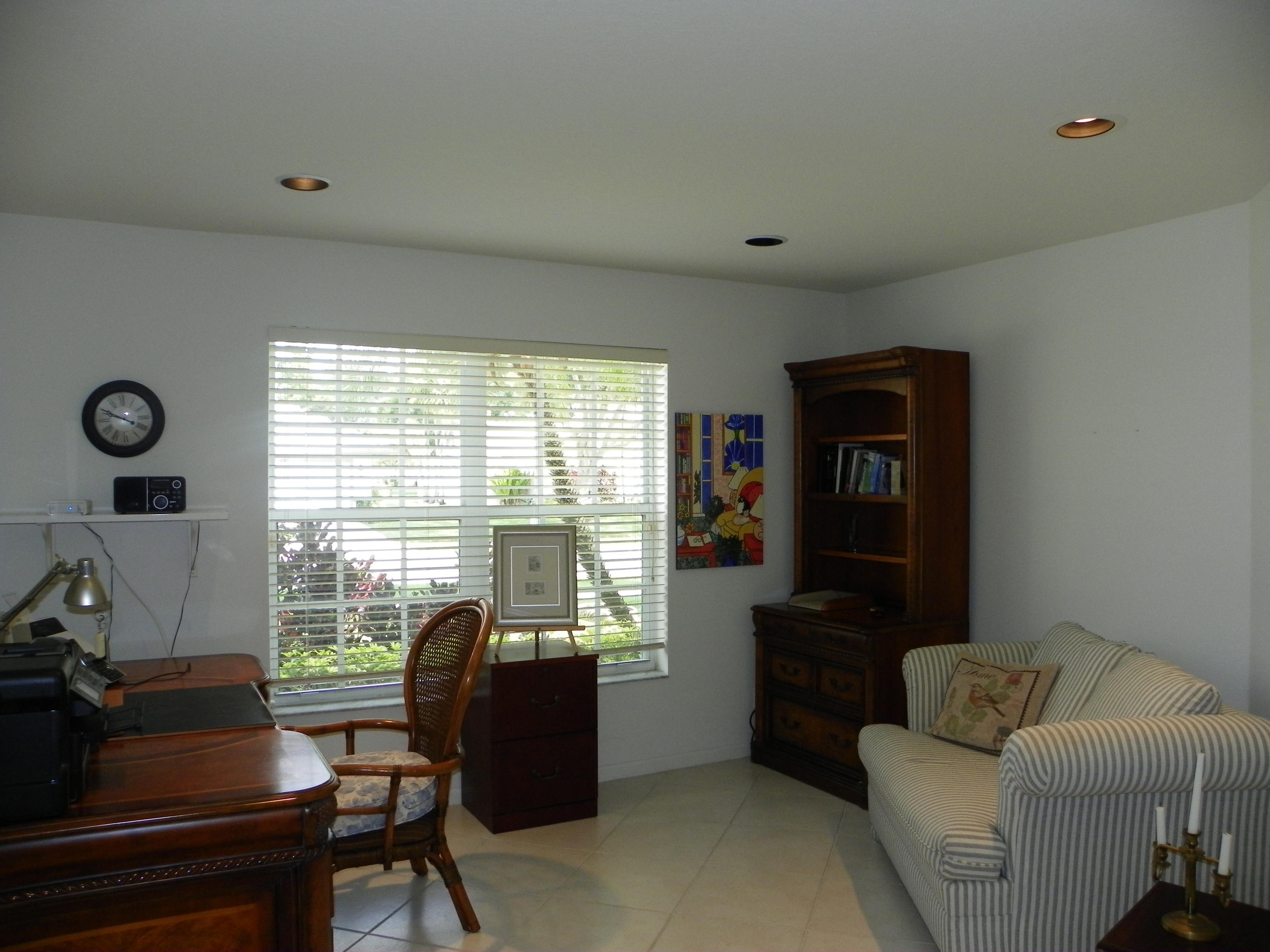 6832 Sun River Road Boynton Beach, FL 33437 - Photo 8 of 37 100_0345
