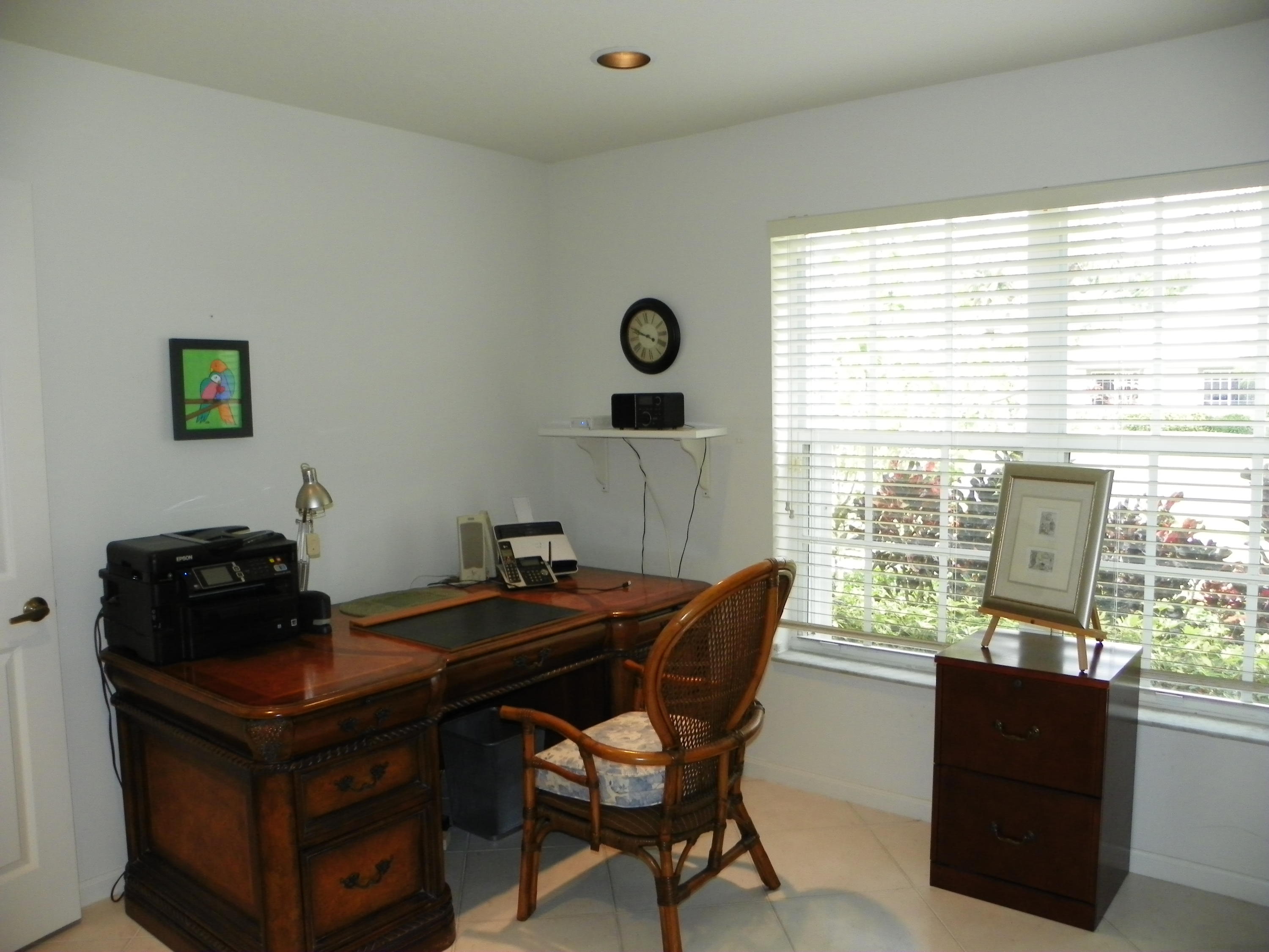6832 Sun River Road Boynton Beach, FL 33437 - Photo 9 of 37 100_0346