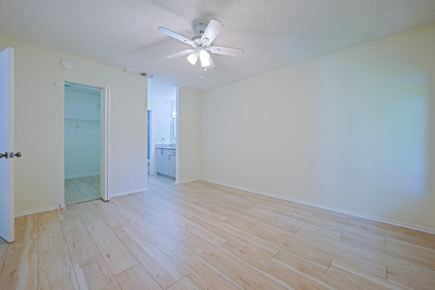 350 Club Circle, Unit 206 Boca Raton, FL 33487 - Photo 9 of 22 350 Club Cir Unit 206 Boca-large-022-016