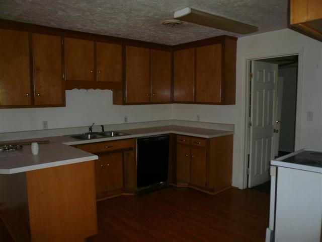 1356 Weeks Road Murfreesboro, TN 37127 - Photo 2 of 11 Gallery Image 2
