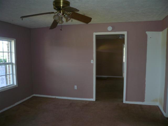 1356 Weeks Road Murfreesboro, TN 37127 - Photo 5 of 11 Gallery Image 5