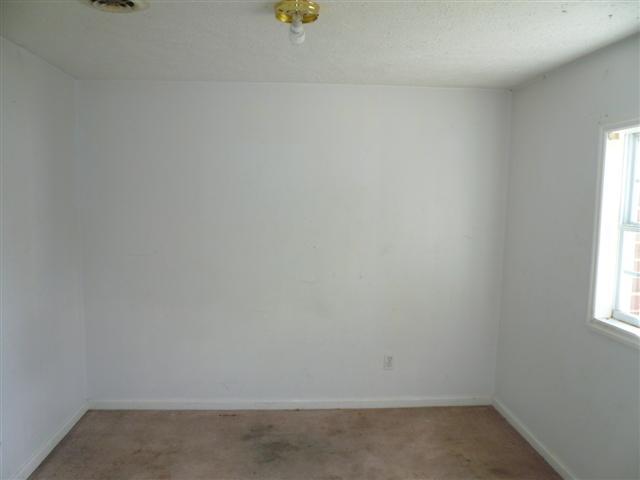 1356 Weeks Road Murfreesboro, TN 37127 - Photo 6 of 11 Gallery Image 6