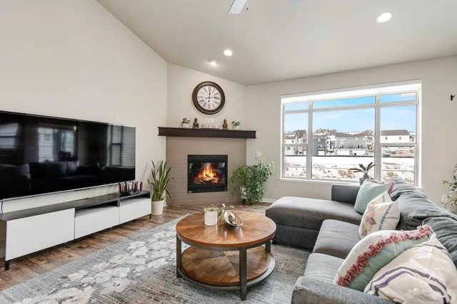 $650,000 | 608 Burnt Sienna Drive, Middleton, WI 53562