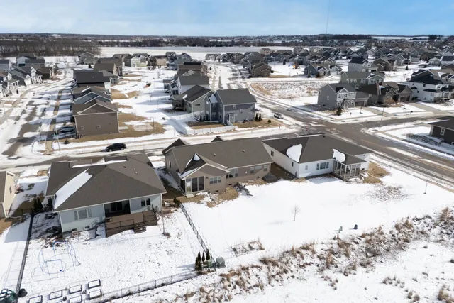 $650,000 | 608 Burnt Sienna Drive, Middleton, WI 53562