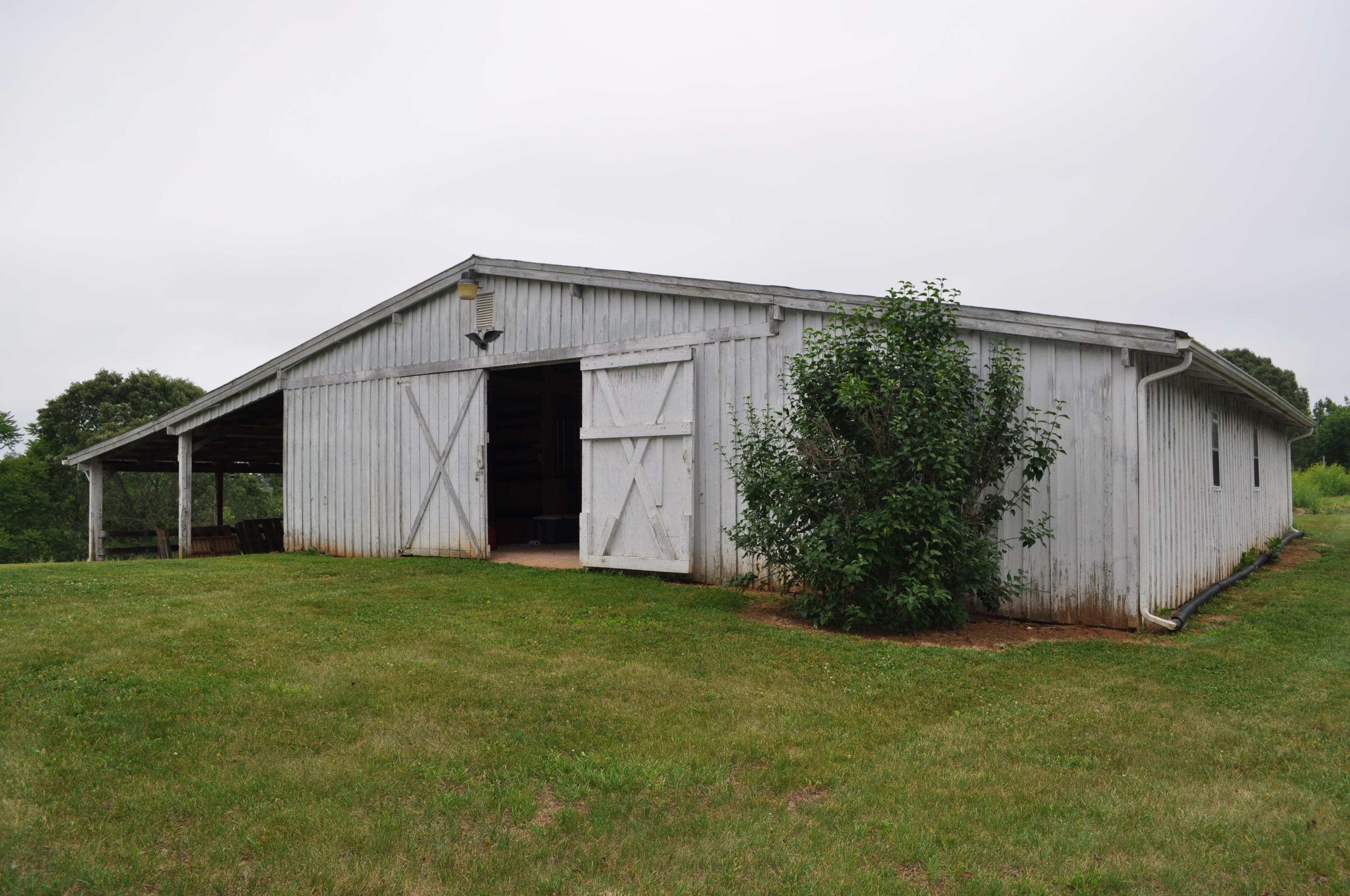 560 Antioch Road Rocky Mount, VA 24151 - Photo 14 of 18 Barn