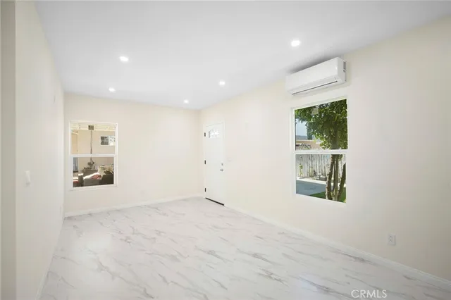 $2,300 | 505 Myrtle Street, Unit A, Glendale, CA 91203