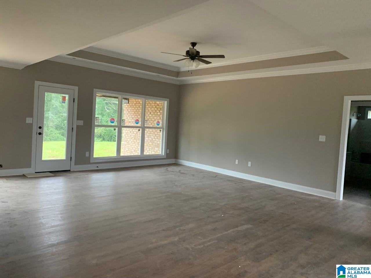 205 Crest Loop Road Clanton, AL 35045 - Photo 3 of 14