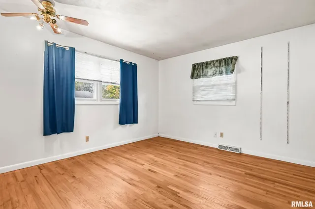 $189,000 | 10 Coachlight Court, Springfield, IL 62703