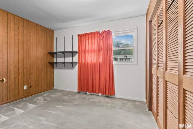 $189,000 | 10 Coachlight Court, Springfield, IL 62703