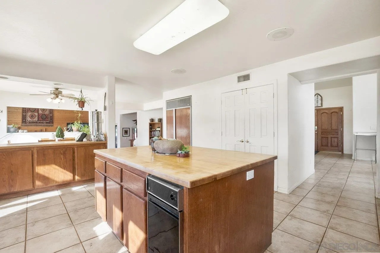 18995 Highway 94 Dulzura, CA 91917 - Photo 11 of 55