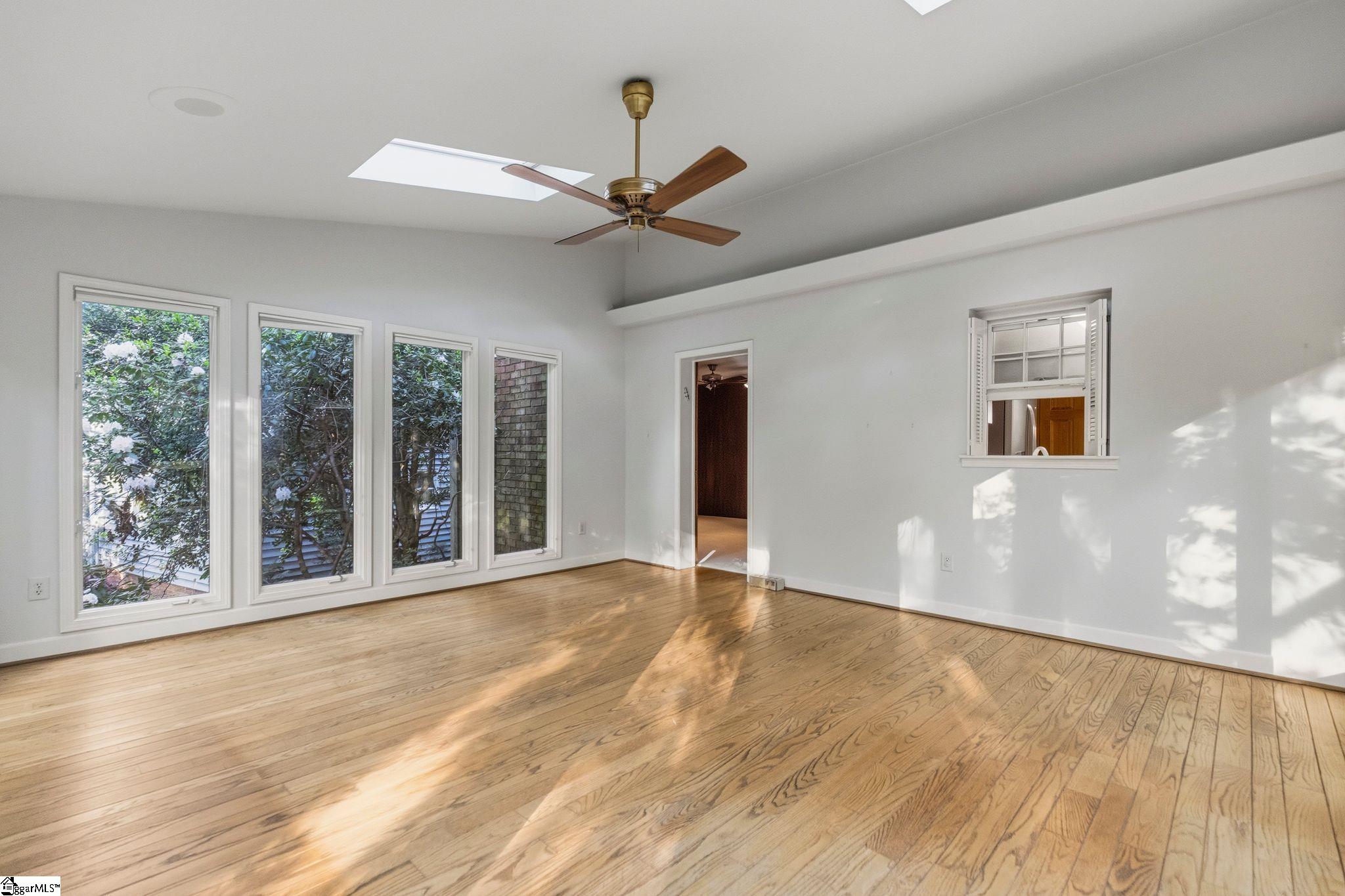 409 Hudson Farm Road Greer, SC 29650 - Photo 15 of 33