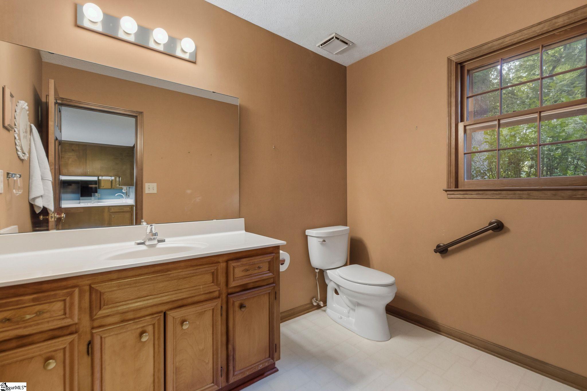 409 Hudson Farm Road Greer, SC 29650 - Photo 23 of 33