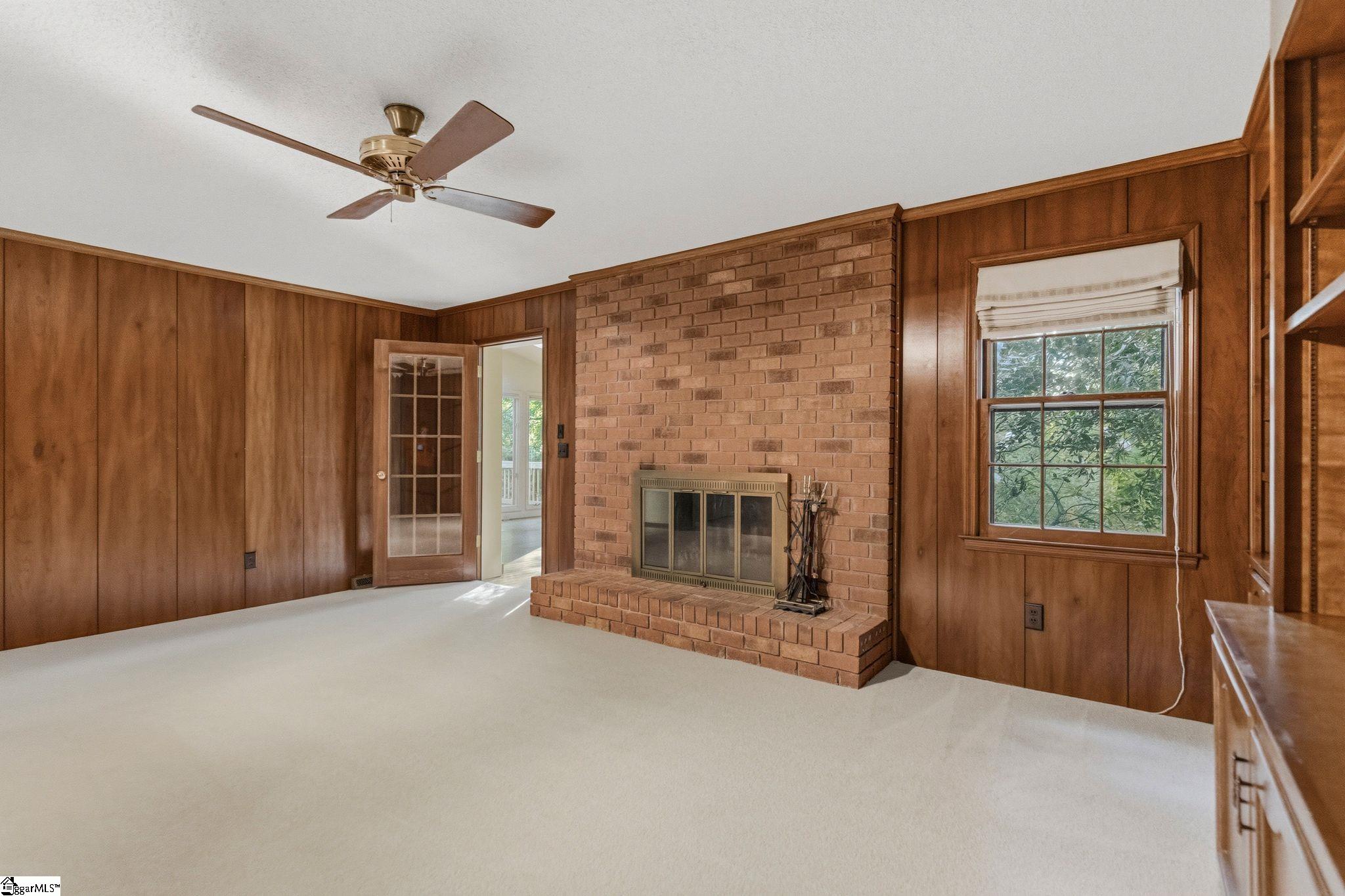 409 Hudson Farm Road Greer, SC 29650 - Photo 8 of 33