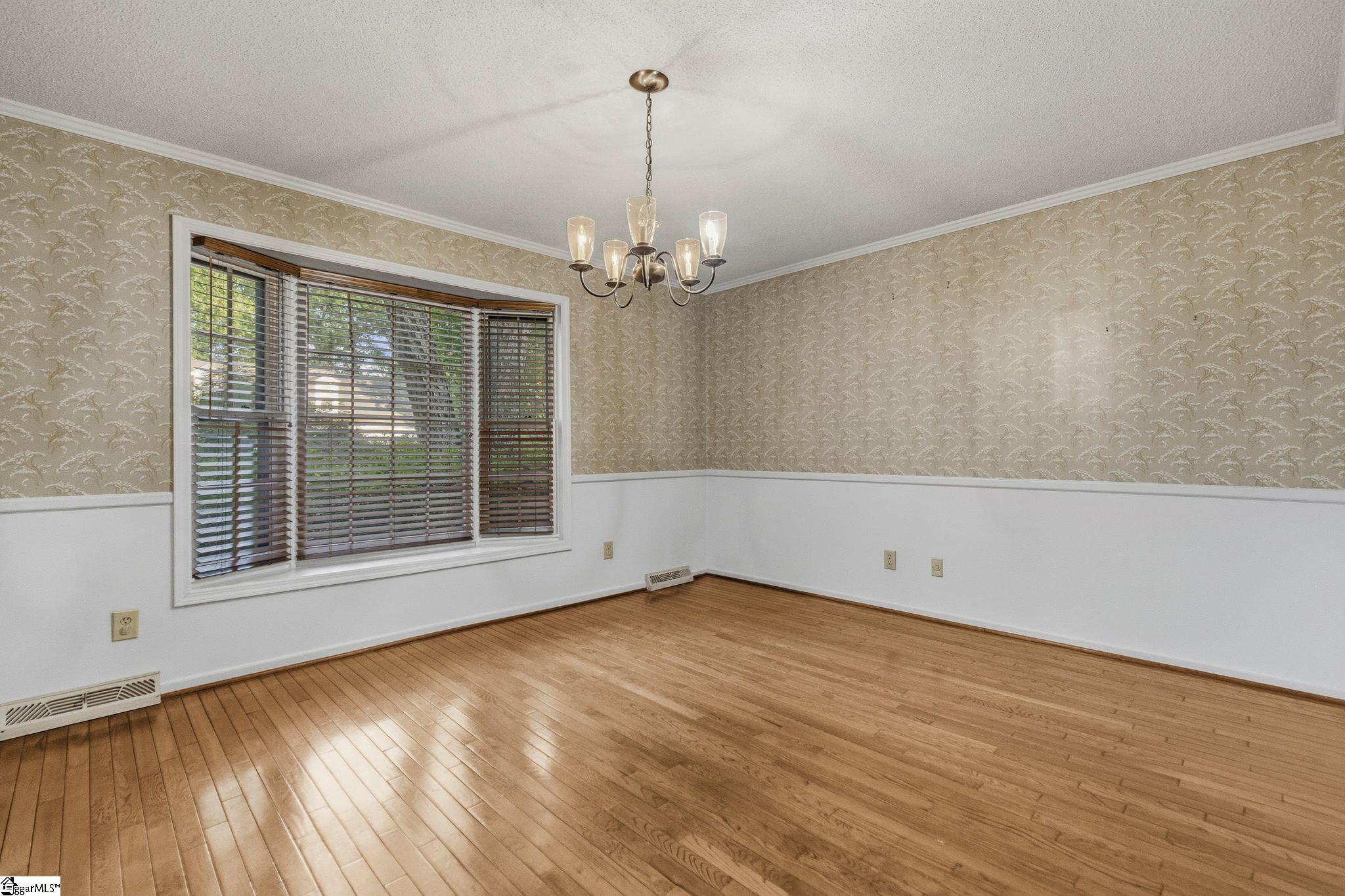 409 Hudson Farm Road Greer, SC 29650 - Photo 10 of 33