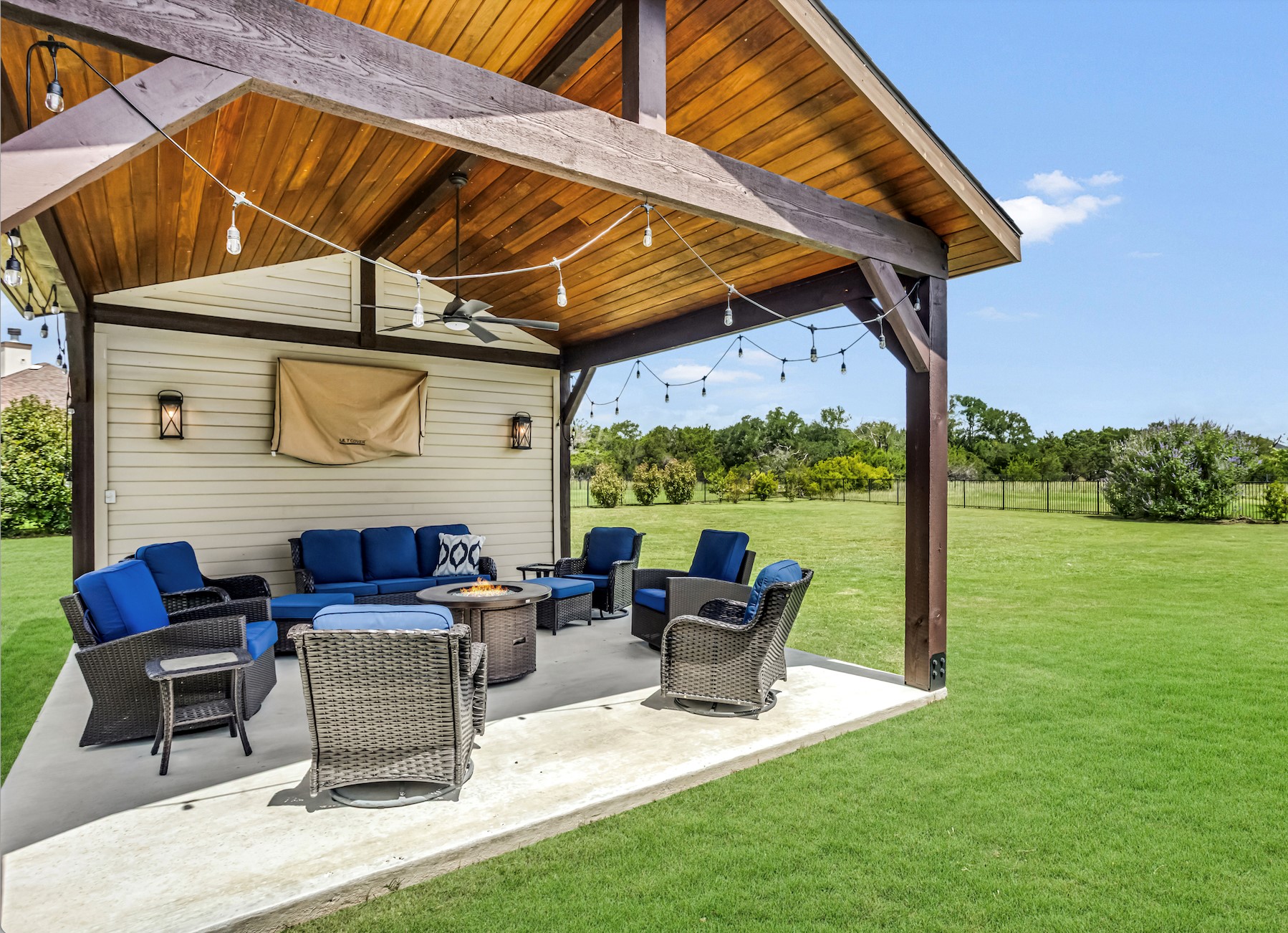 101 Adobe Cove Georgetown, TX 78633 - Photo 30 of 33