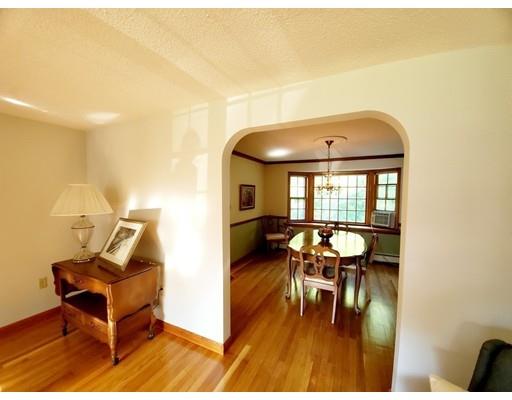 44 Waverly Road Woburn, MA 01801 - Photo 17 of 27 Gallery Image 17