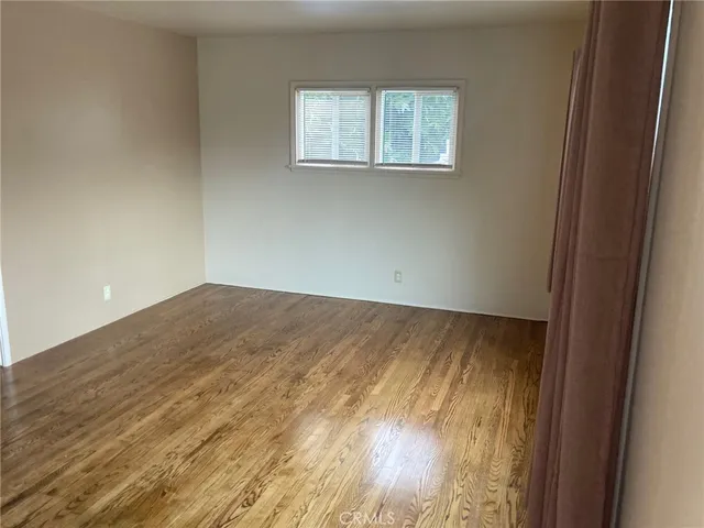 $1,495 | 120 East Willard Street, Long Beach, CA 90806