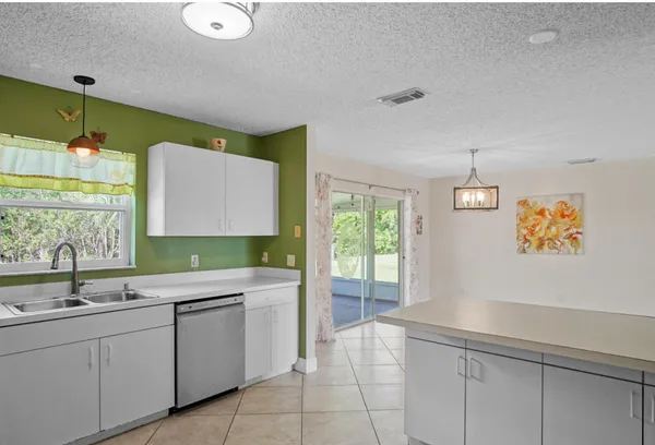 $1,900 | 5680 Travelers Way, Fort Pierce, FL 34982