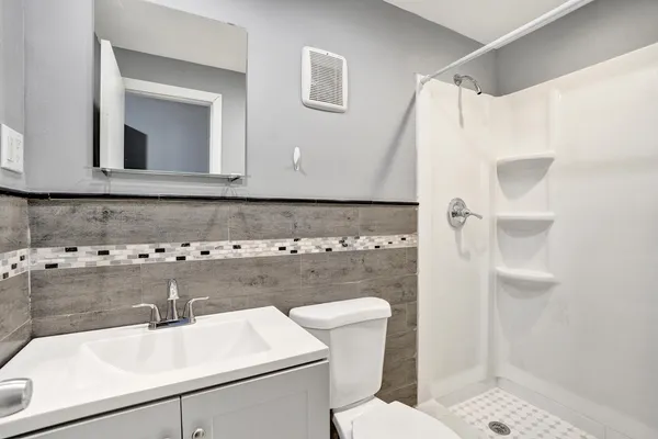 $3,200 | 4670 Southwest 25th Avenue, Fort Lauderdale, FL 33312