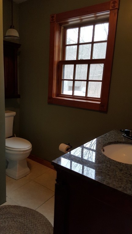 667 Southbridge Road Warren, MA 01585 - Photo 12 of 24 Gallery Image 12