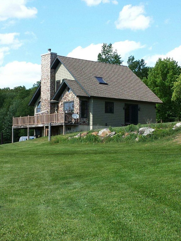 667 Southbridge Road Warren, MA 01585 - Photo 2 of 24 Gallery Image 2