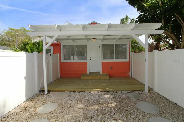 $3,299 | 5235 Calle De Costa Rica, Sarasota, FL 34242
