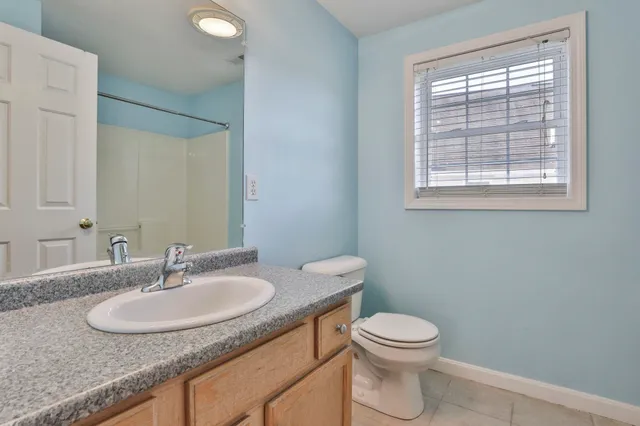 $3,200 | 98 Barbara Lane, Unit 48, Hudson, NH 03051