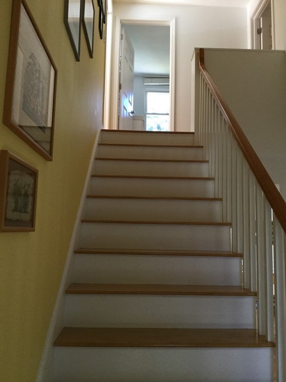 5 Bear Path Clinton, MA 01510 - Photo 16 of 30 a view of entryway
