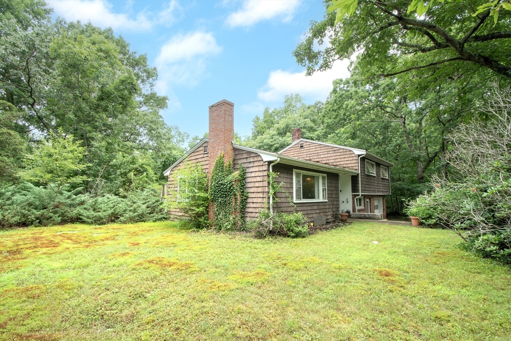 20 Old Colony Road Hingham, MA 02043 - Photo 14 of 18 Gallery Image 14