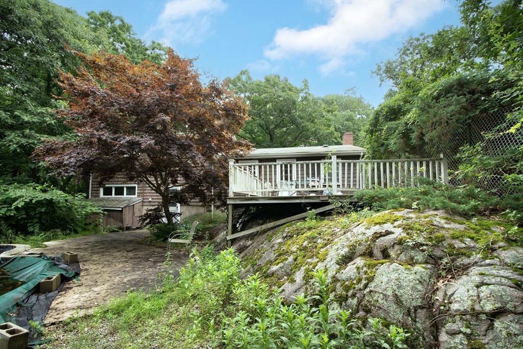 20 Old Colony Road Hingham, MA 02043 - Photo 17 of 18 Gallery Image 17