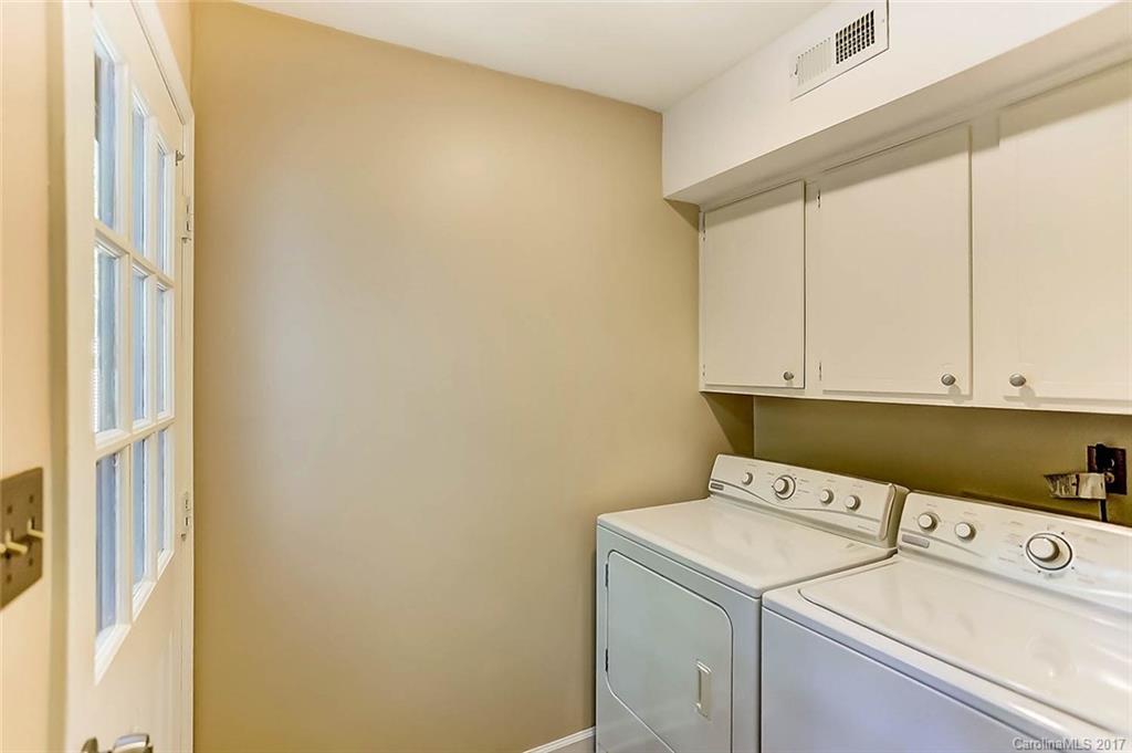 11819 Painted Tree Road Charlotte, NC 28226 - Photo 14 of 24 Gallery Image 14