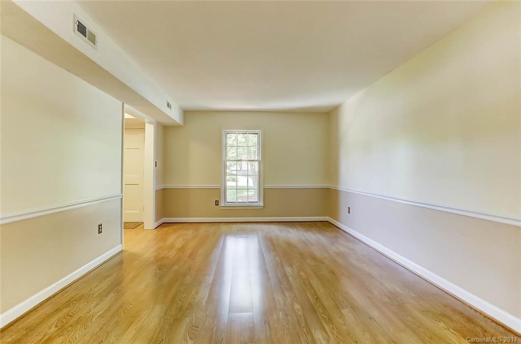 11819 Painted Tree Road Charlotte, NC 28226 - Photo 8 of 24 Gallery Image 8