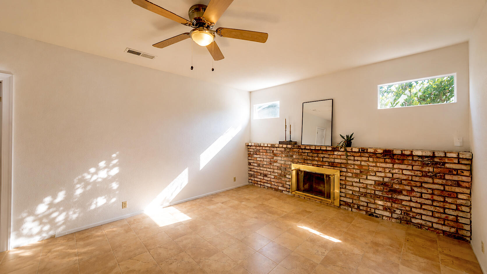 1150 3rd Street, Unit 3 Gilroy, CA 95020 - Photo 14 of 38 15