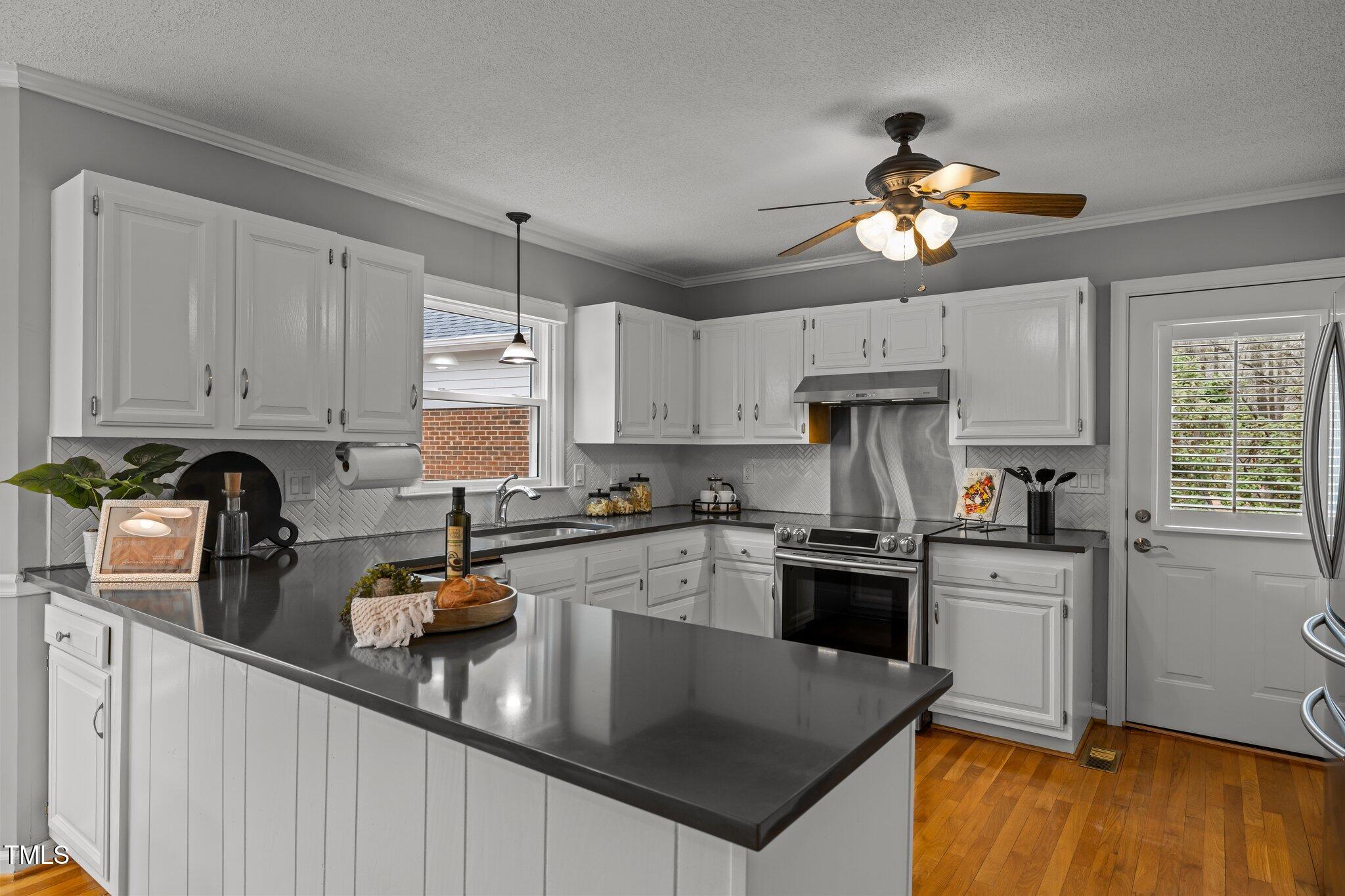 4532 Malvern Road Durham, NC 27707 - Photo 9 of 48 19-web-or-mls-5Z8A0632