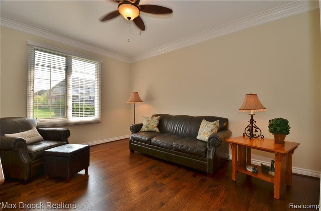1365 Galena Rochester Hills, MI 48306 - Photo 9 of 21