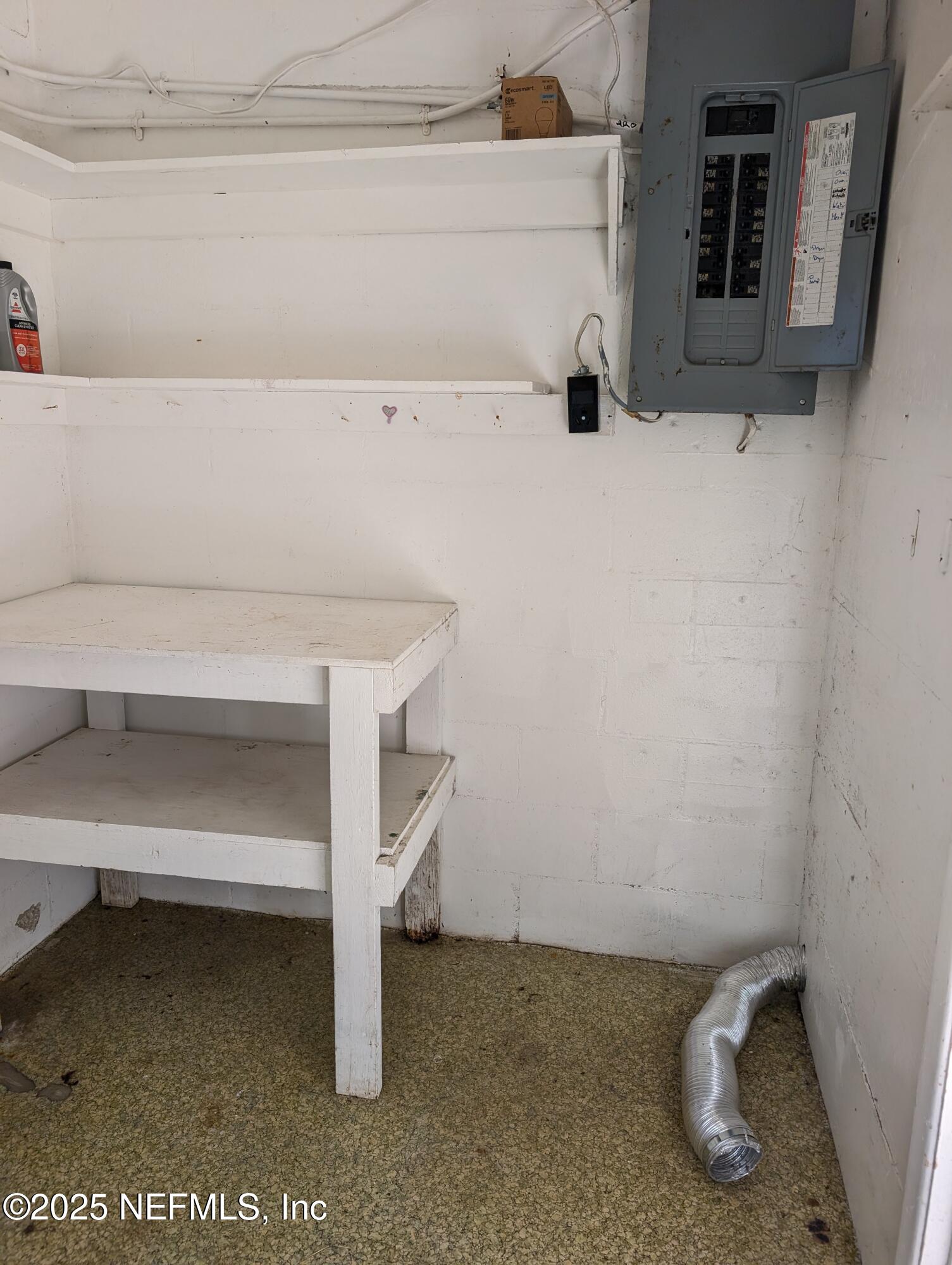 100 10th Street Interlachen, FL 32148 - Photo 18 of 34 PXL_20251124_153231664