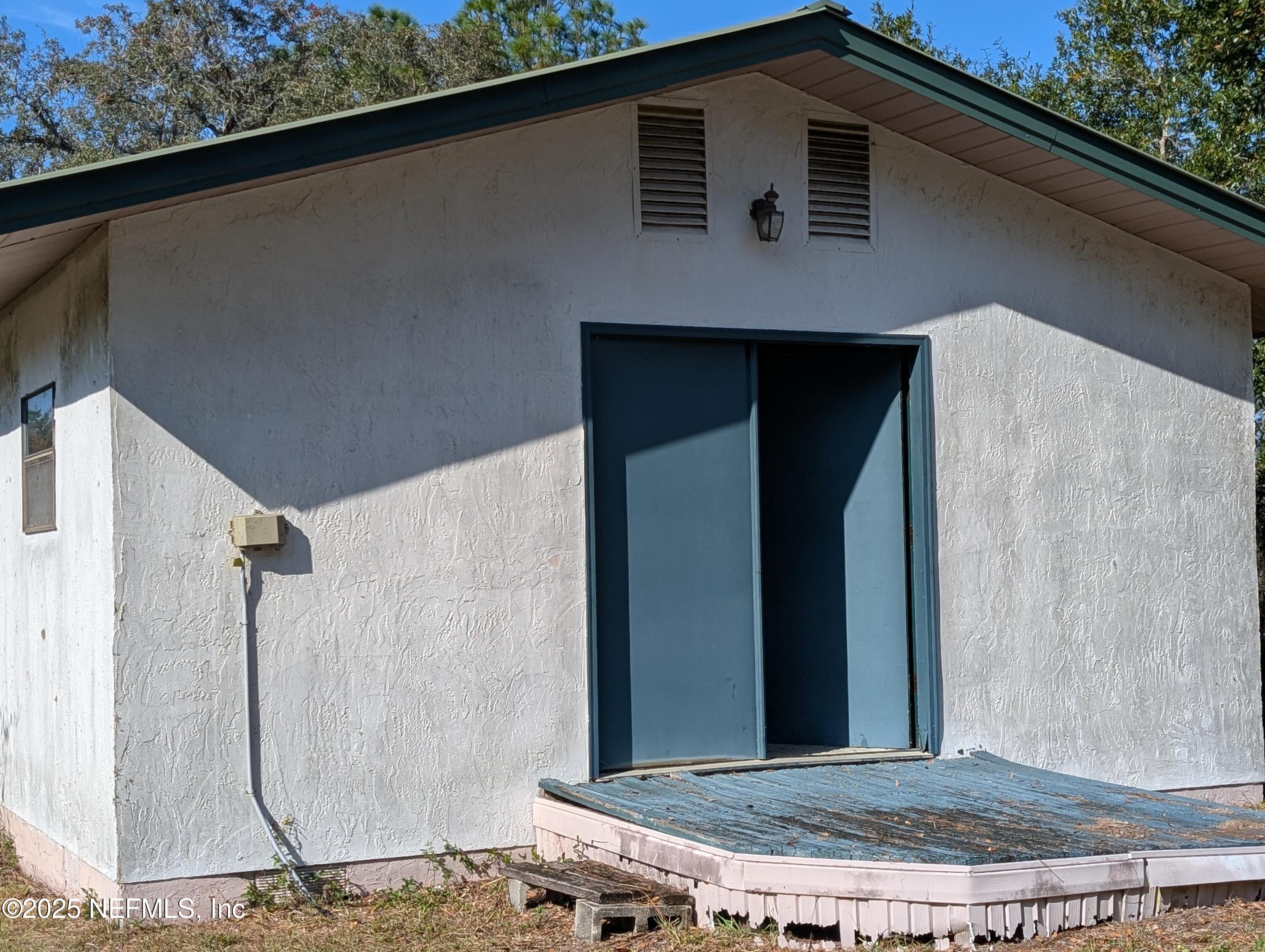 100 10th Street Interlachen, FL 32148 - Photo 29 of 34 PXL_20251124_154730645