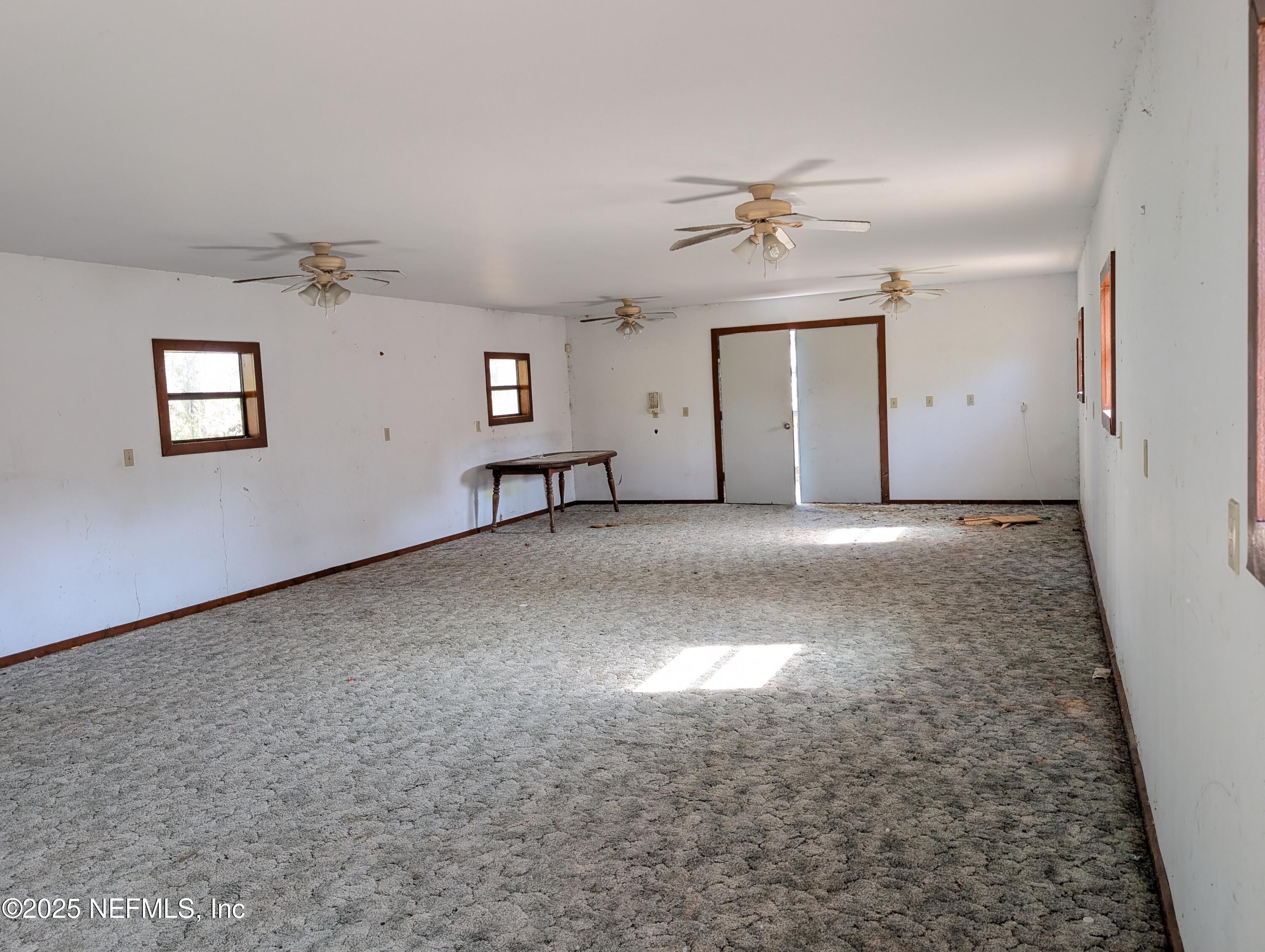 100 10th Street Interlachen, FL 32148 - Photo 33 of 34 PXL_20251124_154932205