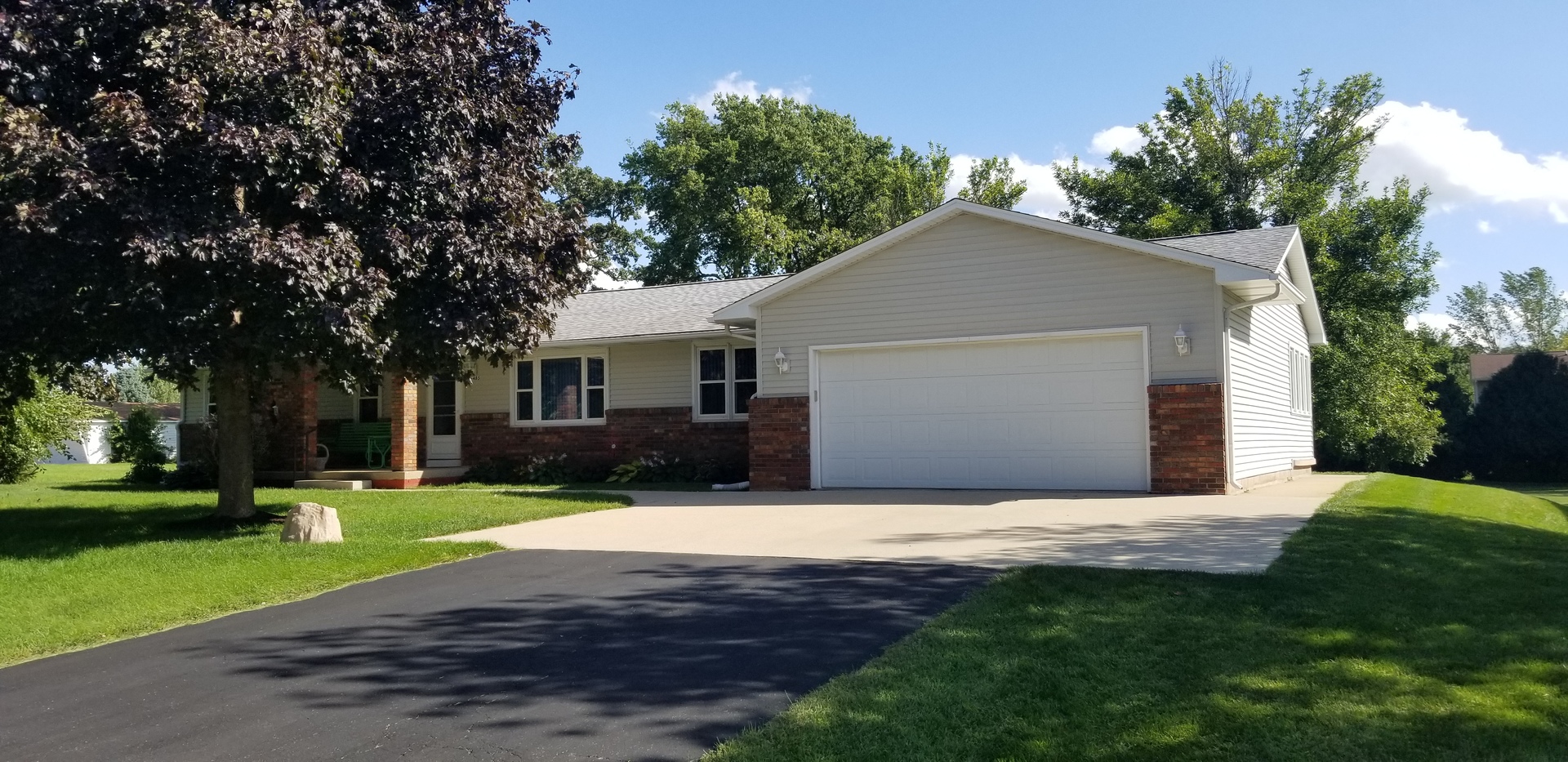 25485 Indian Ridge Road Sterling, IL 61081 - Photo 2 of 15