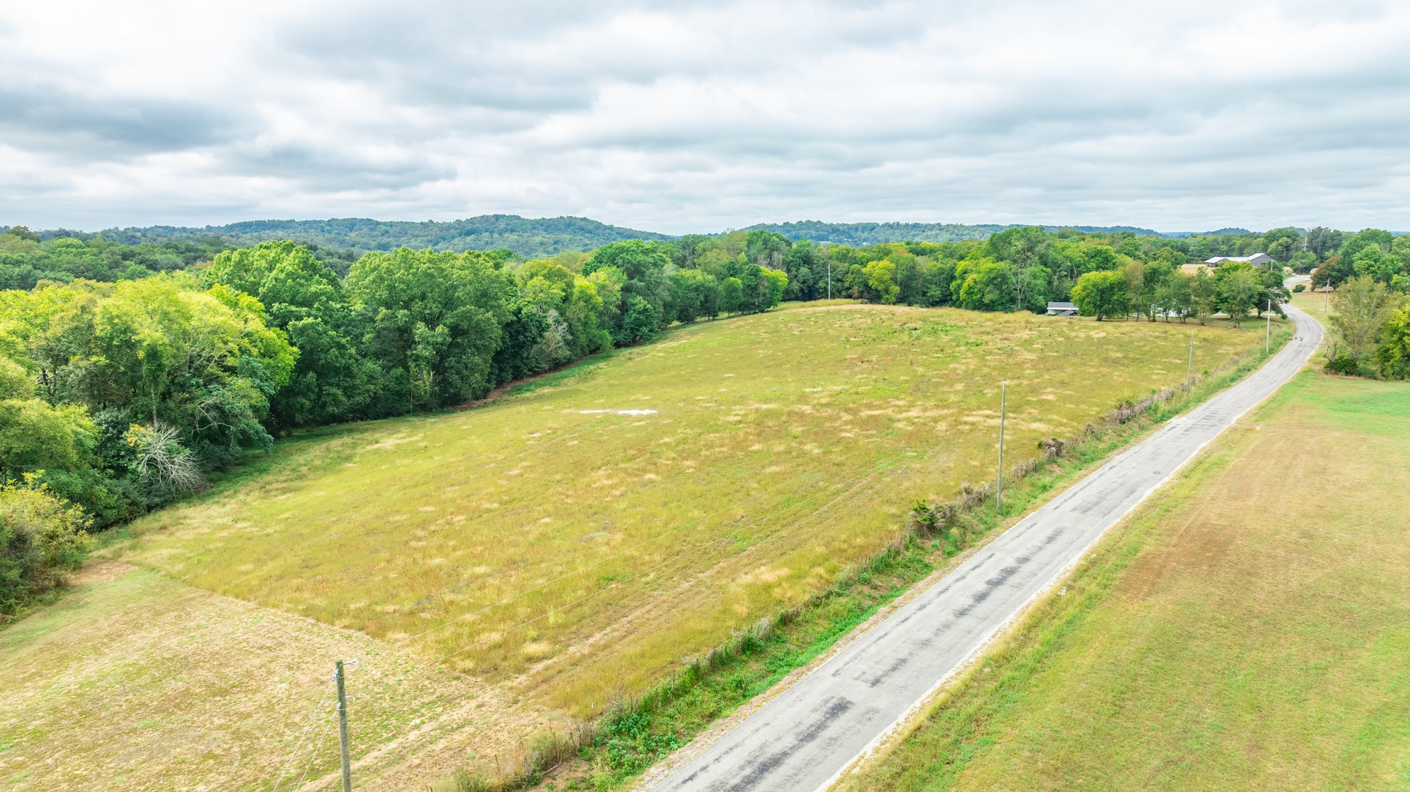 7 Craig Bridge Road Williamsport, TN 38487 - Photo 5 of 20 Gallery Image 5