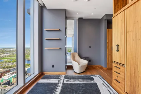 $3,300,000 | 255 Hennepin Avenue, Unit 3303, Minneapolis, MN 55401