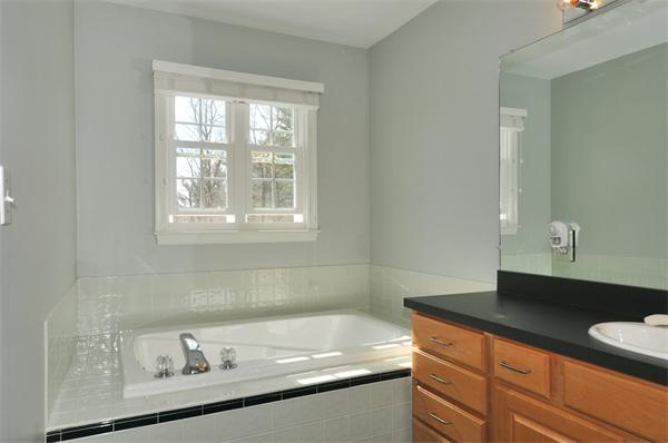 119 Stiles Road Boylston, MA 01505 - Photo 17 of 30 Gallery Image 17