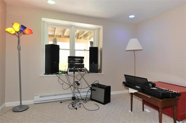 119 Stiles Road Boylston, MA 01505 - Photo 24 of 30 Gallery Image 24