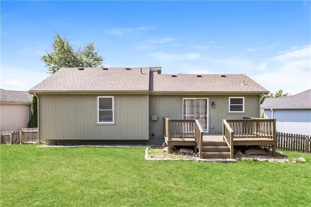 $2,295 | 8304 Northeast 115th Street, Kansas City, MO 64157