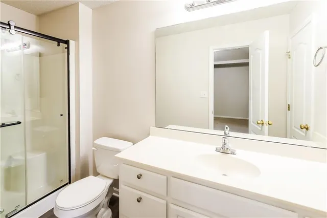 $2,295 | 8304 Northeast 115th Street, Kansas City, MO 64157