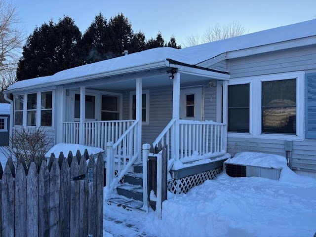 27 Smith Street, Unit 11 Norton, MA 02766 - Photo 2 of 9