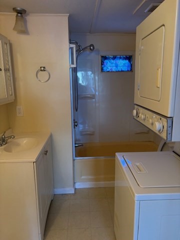 27 Smith Street, Unit 11 Norton, MA 02766 - Photo 7 of 9