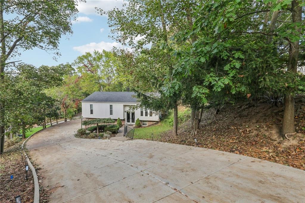 151 McIntyre Road Pittsburgh, PA 15237 - Photo 38 of 50 Your private oasis