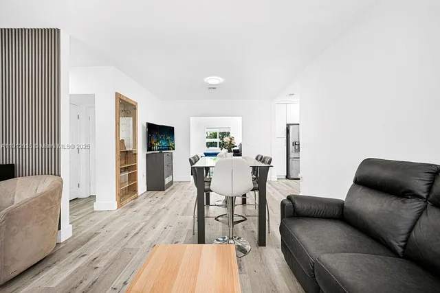 $849,999 | 876 Northeast 81st Street, Miami, FL 33138