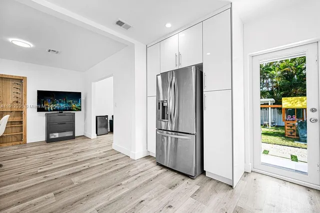 $849,999 | 876 Northeast 81st Street, Miami, FL 33138